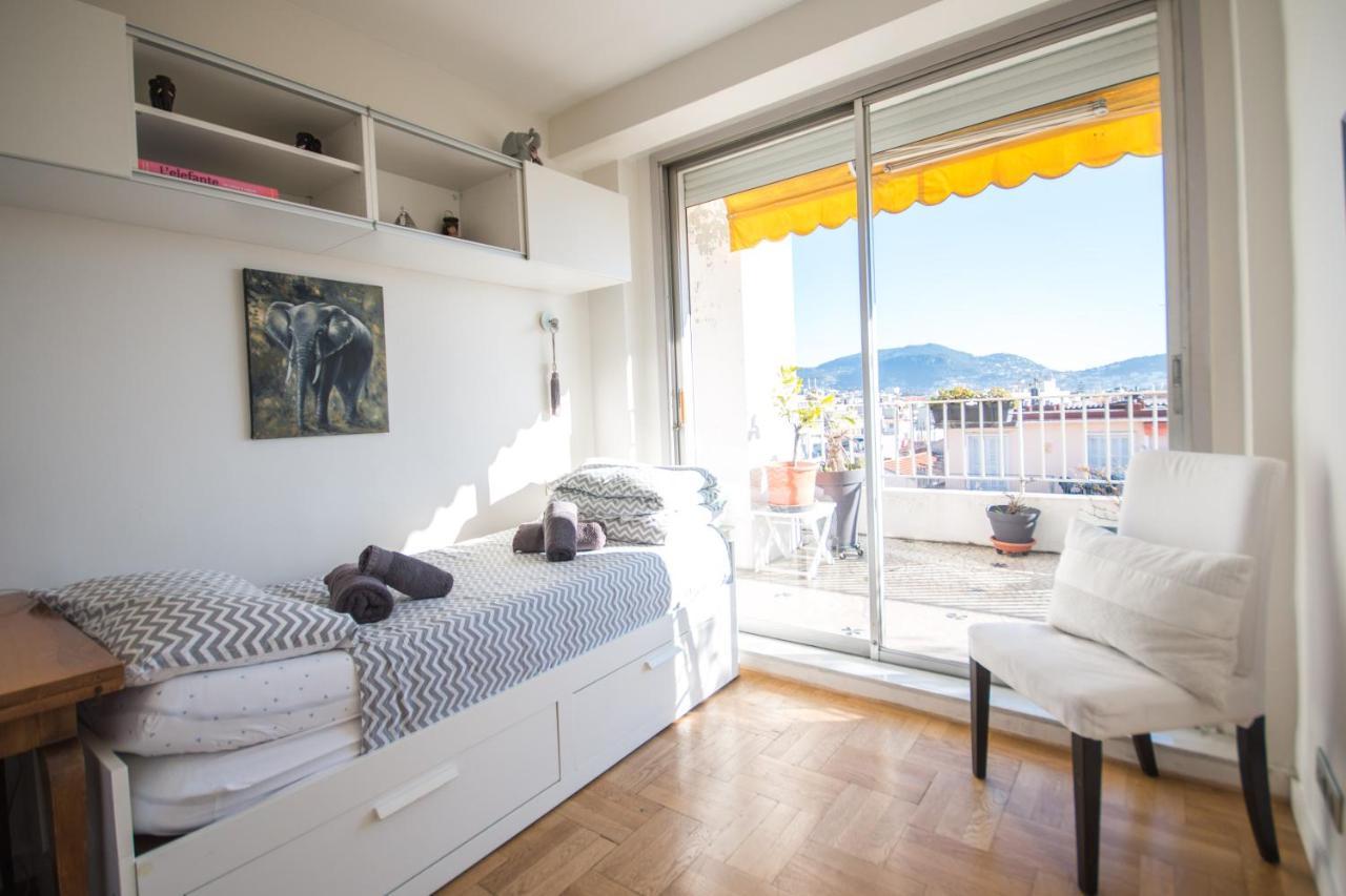 Appt A 150M De La Mer Appartement Nice Buitenkant foto